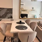 легенда Premium Max Apartamento
